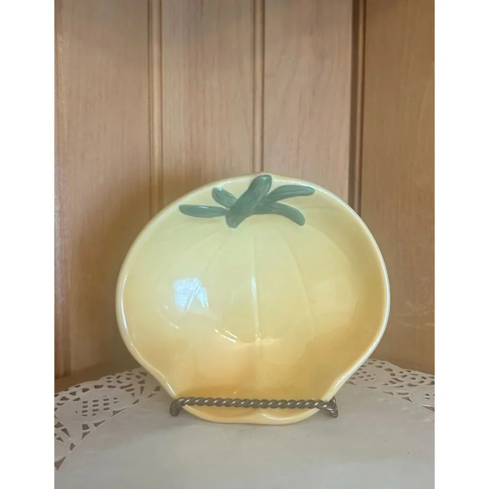 Set of 2 Williams Sonoma Tomato-Themed Ceramic Bowls Green Yellow Dips Appetizer